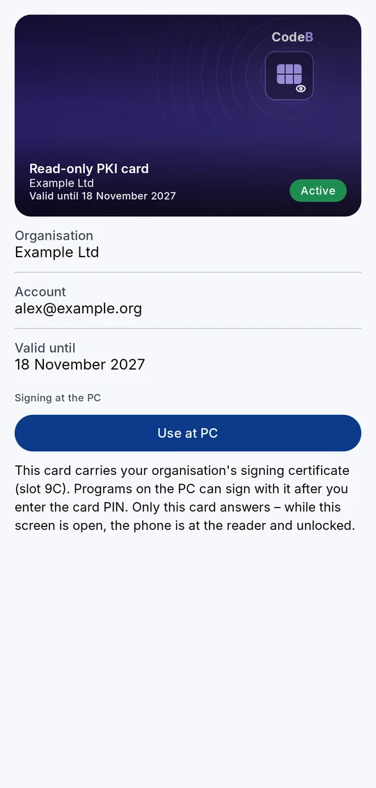 Une carte PKI en lecture seule dans CodeB Wallet avec son propre badge et le bouton Utiliser sur le PC